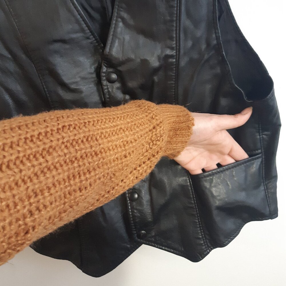 Cuir Mont-Royal Vintage Genuine Leather Bolero Jacket - Slim Fit -Made in Canada - Picture 3 of 13